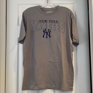NWOT Men’s Yankees Tee